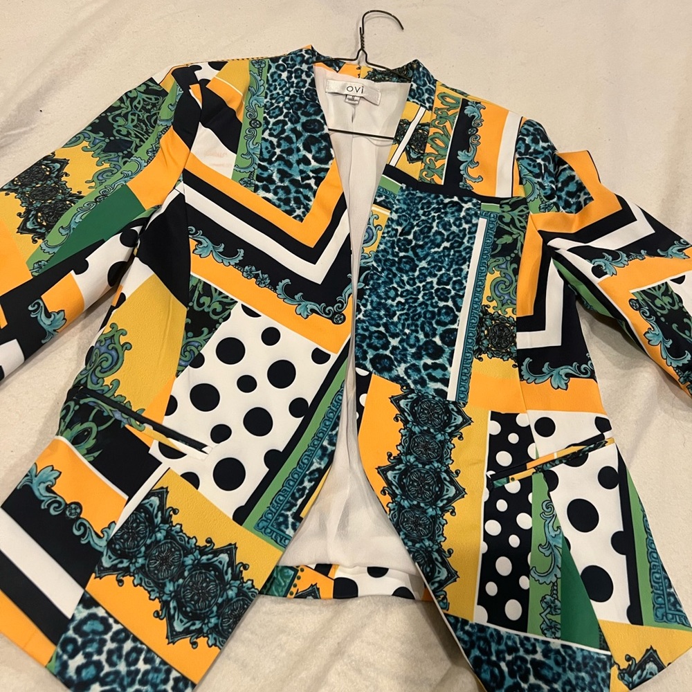 Ovi Pattern Blazer/ no buttons size S